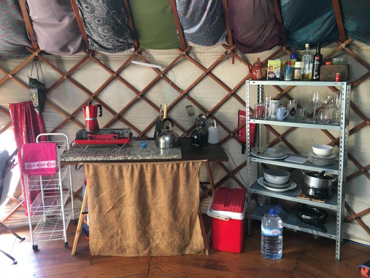 Star Gazing Luxury Yurt With River Views, Off Grid Eco Living Vale do Barco Luaran gambar
