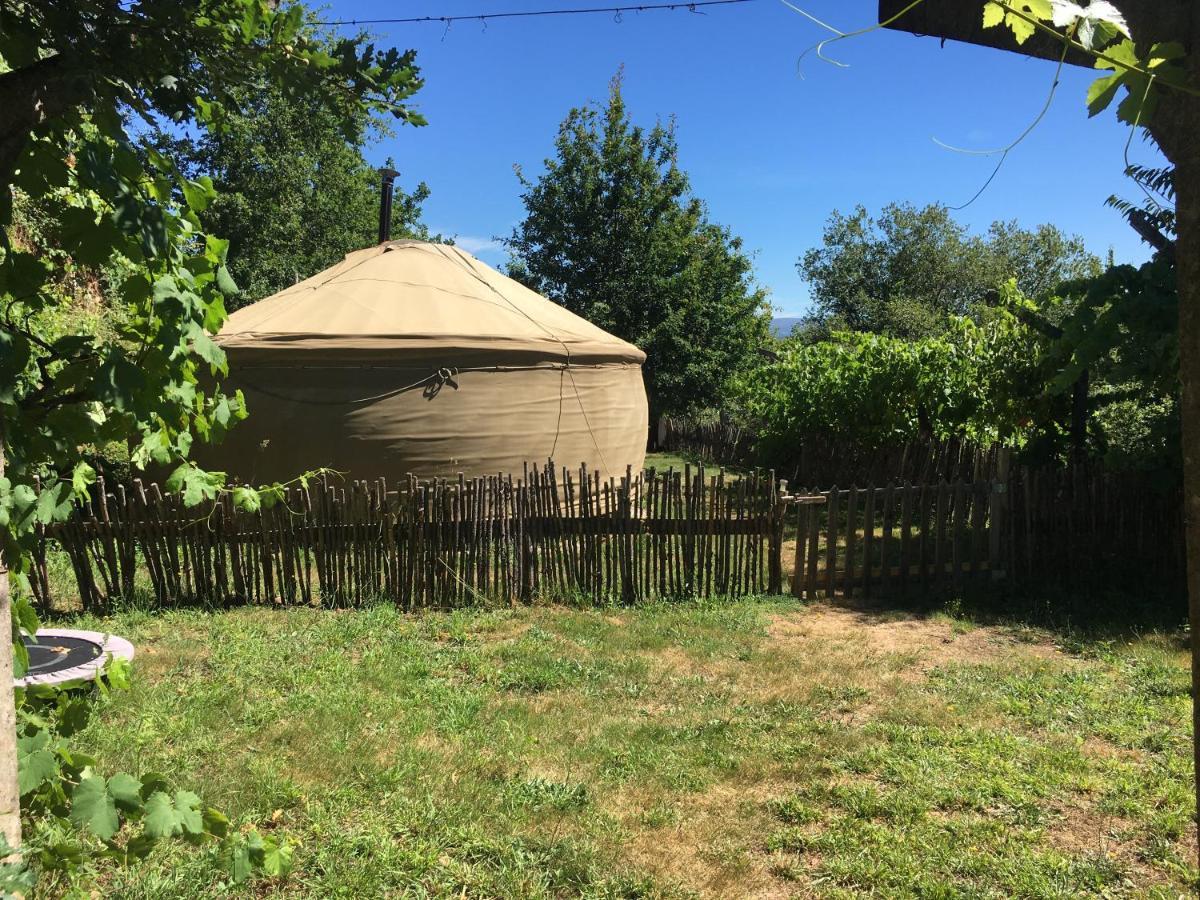 Star Gazing Luxury Yurt With River Views, Off Grid Eco Living Vale do Barco Luaran gambar